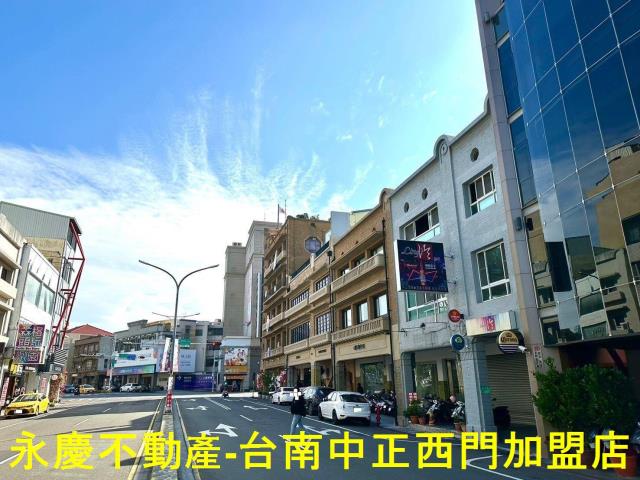 中西區透天-13