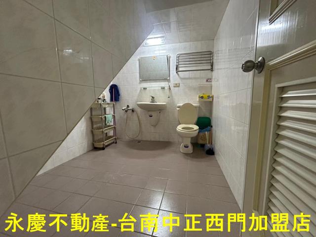 新市透天-12