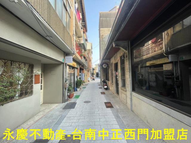 台南中西區透天-9