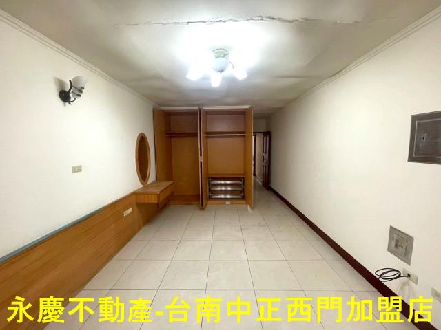 中西區透天-6