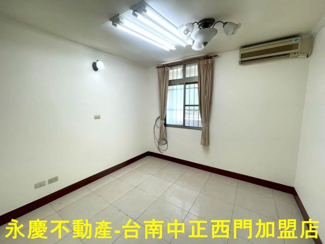 中西區透天-8