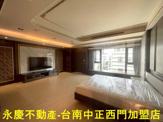 中西區透天-9