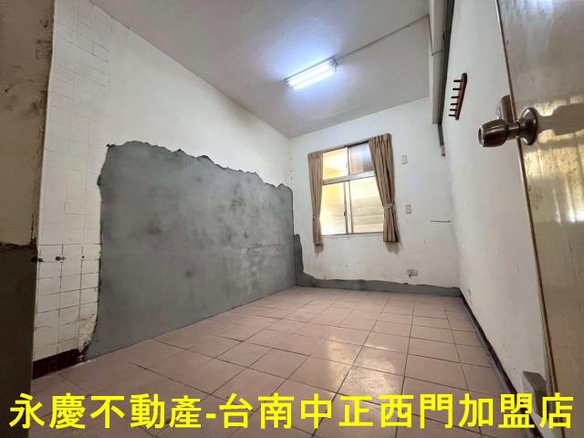 台南東區公寓-2