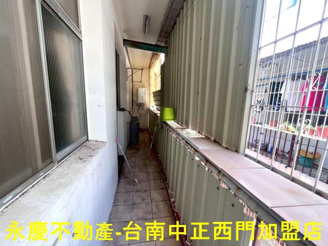 台南東區公寓-8