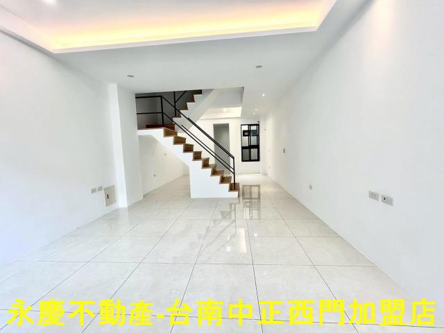 台南東區透天-1