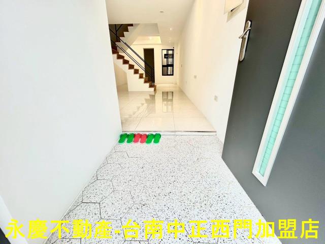 台南東區透天-8