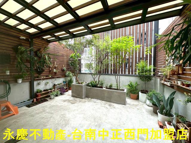 台南東區透天-11