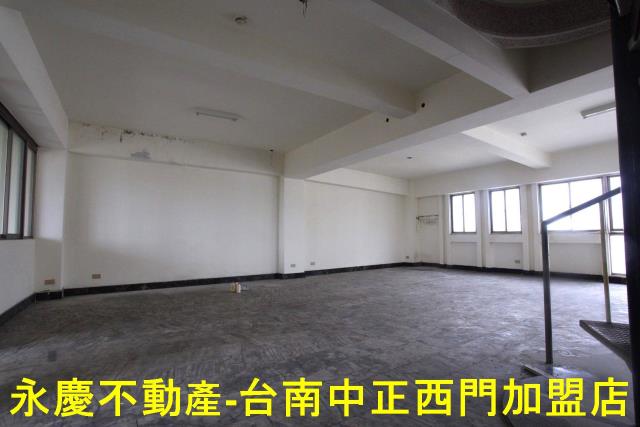 台南華廈-4