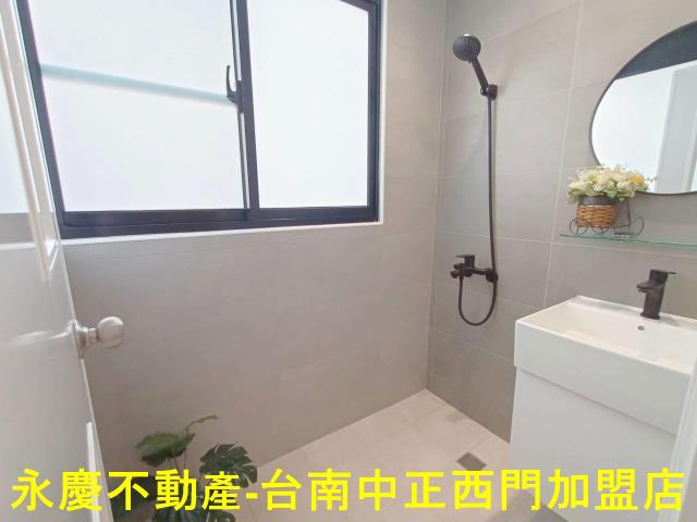 台南東區華廈-8