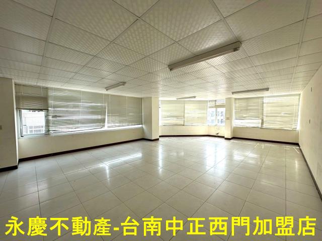 台南南區透天-9