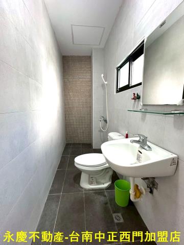 台南中西區透天-7