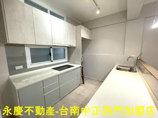 台南南區公寓-10