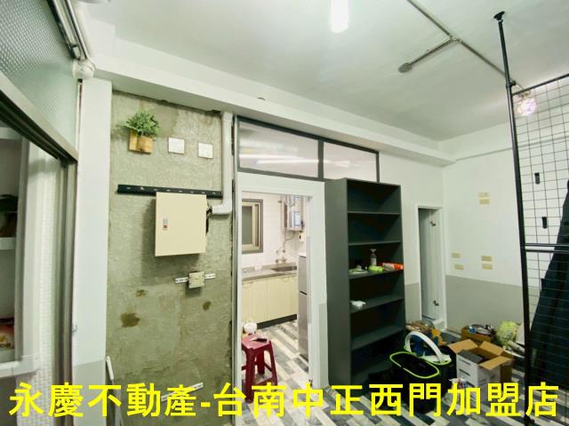 台南中西區公寓-13