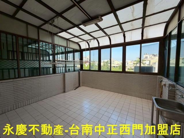 台南南區透天-11