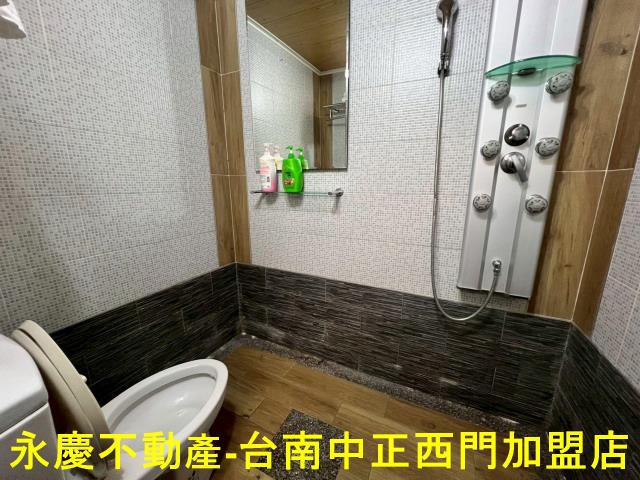 台南東區透天-10