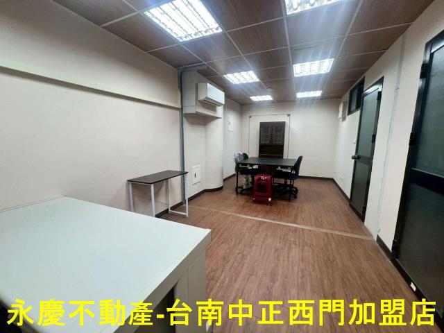 台南東區大樓-4