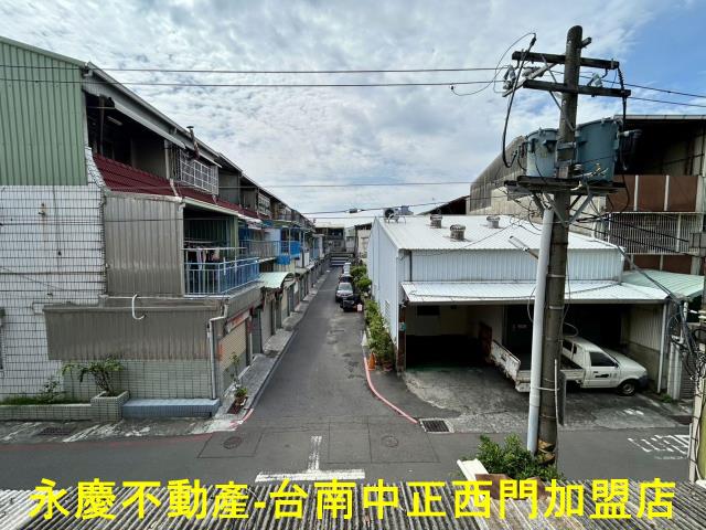 台南南區透天-11