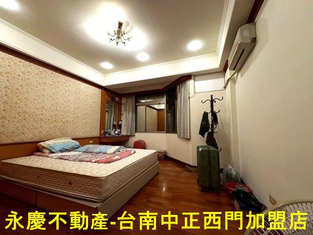 東區透天-1