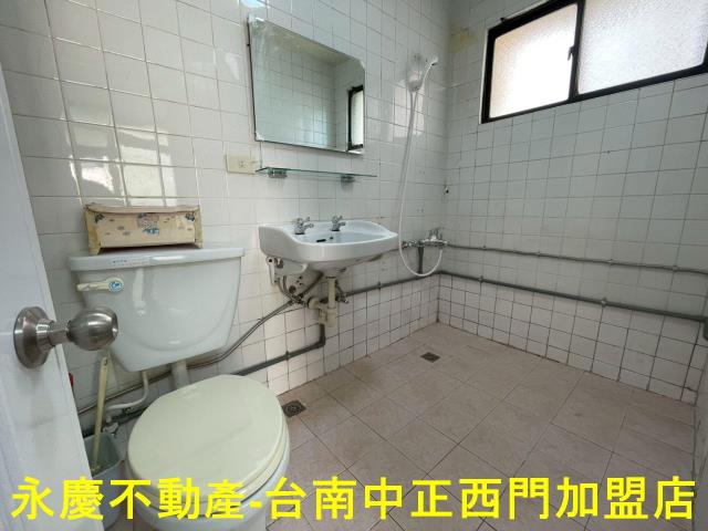 台南東區公寓-11