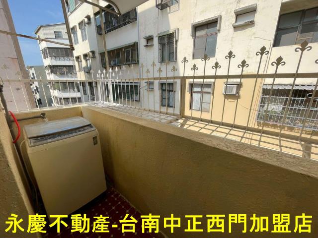 台南東區公寓-12