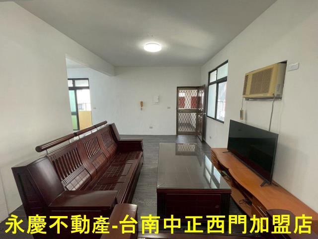 台南東區公寓-1