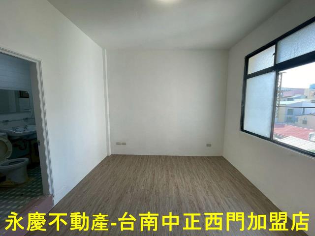 台南東區公寓-7