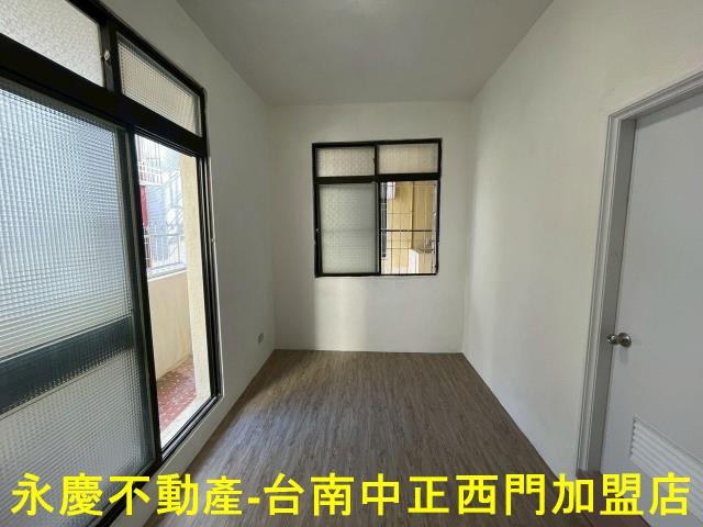 台南東區公寓-8