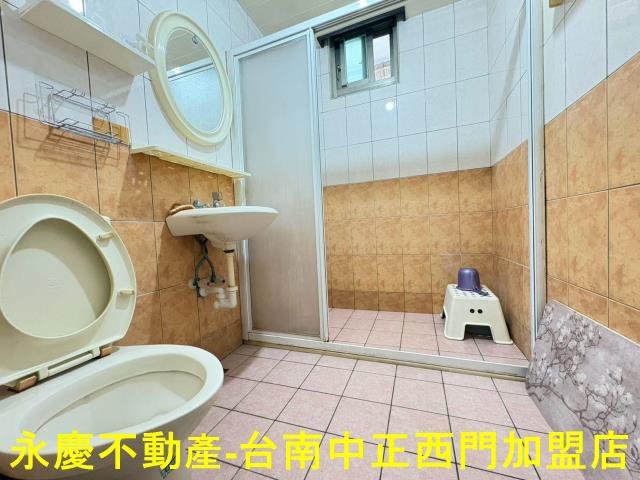 台南南區公寓-10