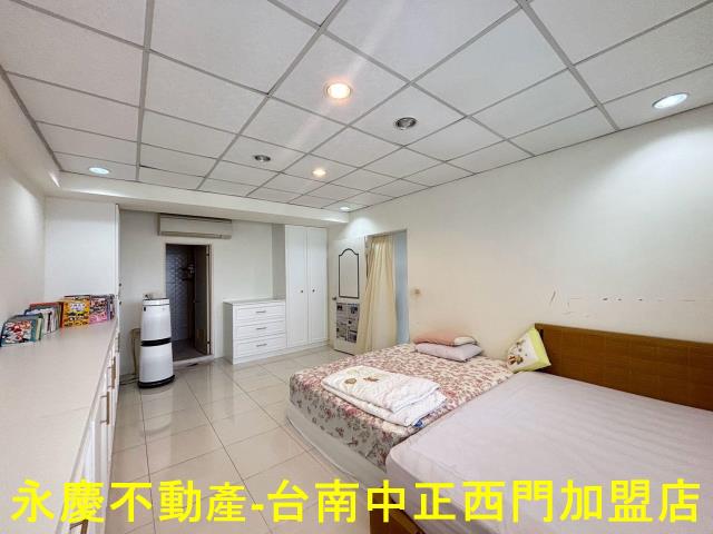 東區大樓-8