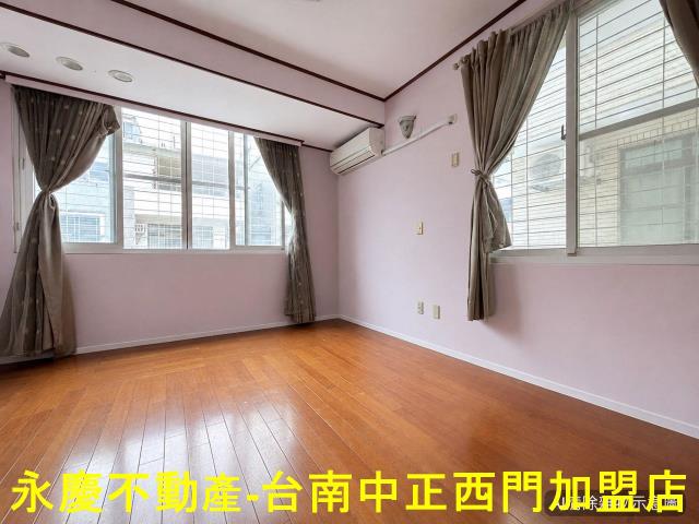 東區透天-5